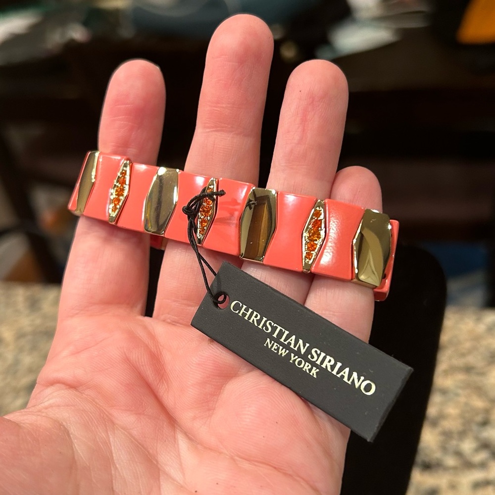 NWT Christian Siriano Women’s Gold Coral Crystal Gem Stretchy Modern Bracelet!